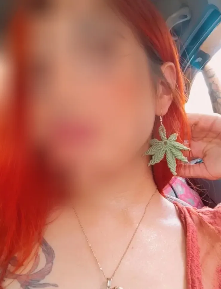 Anna, 26