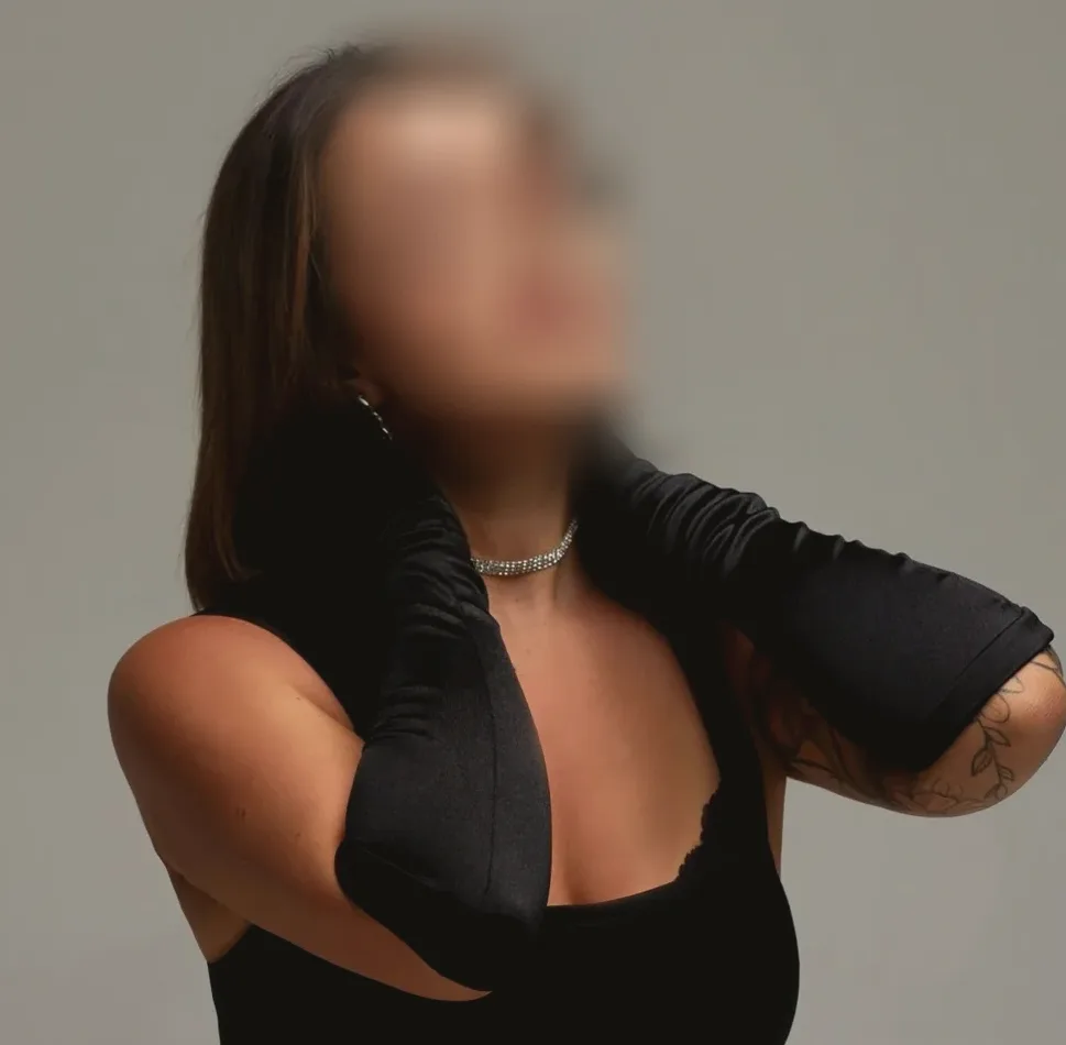 Fatma, 31