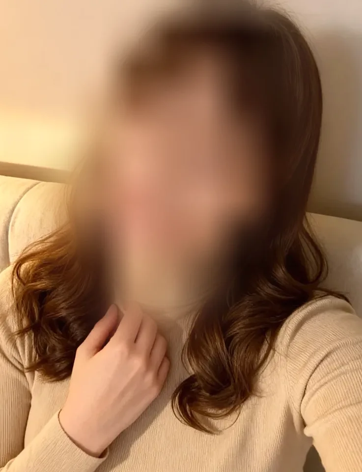 Leyla, 26